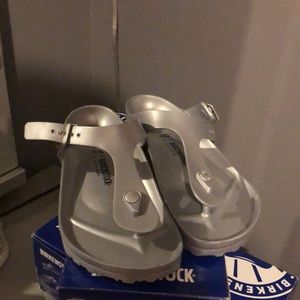 Birkenstock’s EVA Gizeh silver sandals size 40